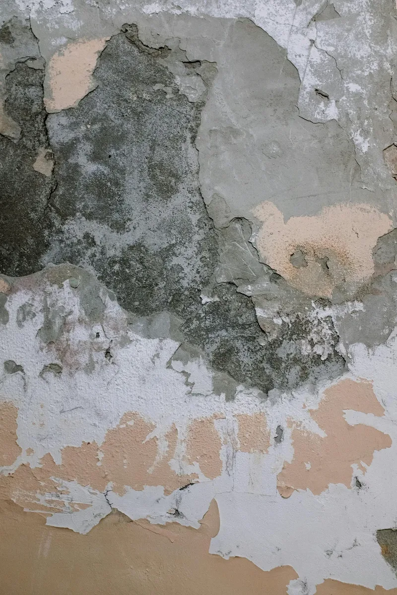 Το κρυφό κόστος μιας μικρής διαρροής στην οροφή